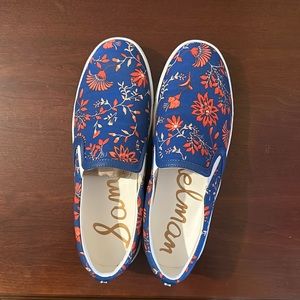 Sam Edelman blue/multi color floral slip on in size 8